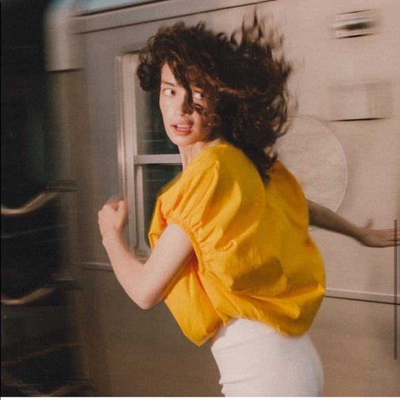 NWT Zara yellow Voluminous top - Picture 5 of 6